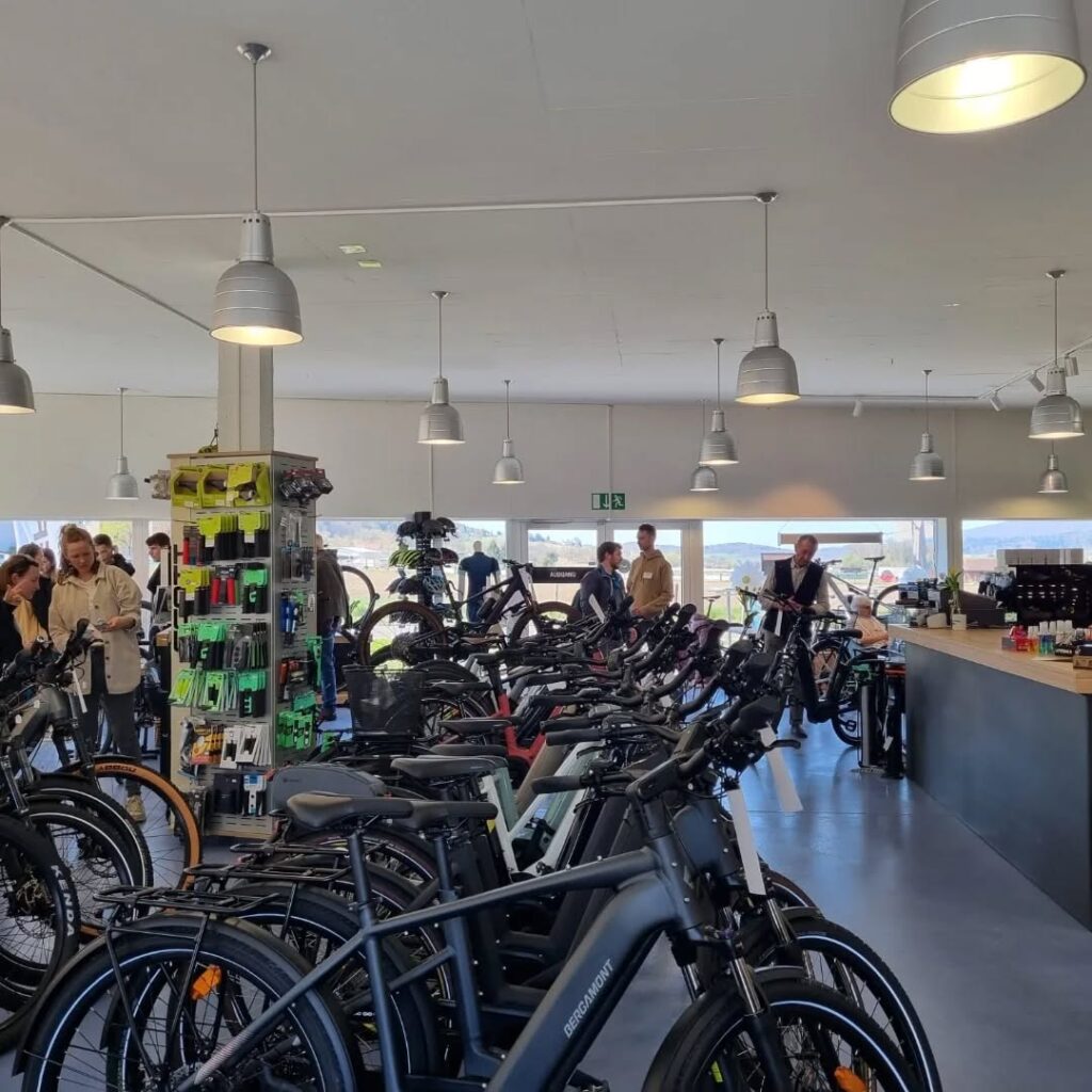 Instagram post from furttalbikes. This post is in position 6.
