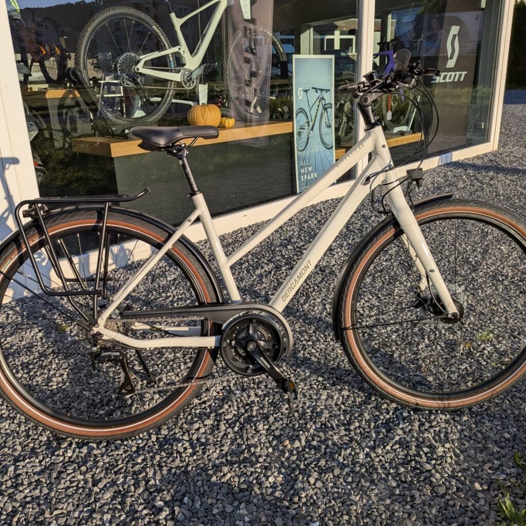 Instagram post from furttalbikes. This post is in position 3.