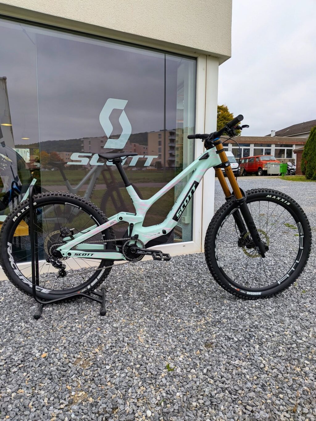 Instagram post from furttalbikes. This post is in position 1.