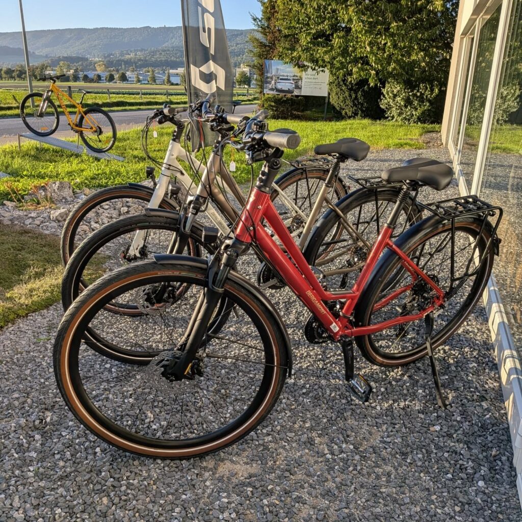 Instagram post from furttalbikes. This post is in position 0.